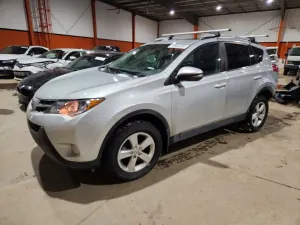 Toyota Rav4 XLE 2.5L 4 2013