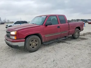 Chevrolet Silverado 1500 C1500 4.8L 8 2006