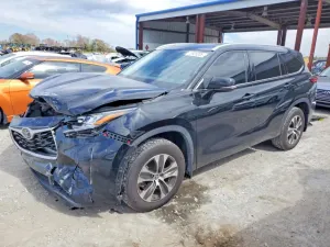 Toyota Highlander XLE 3.5L 6 2020