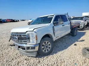 Ford F-250 SUPER DUTY 6.7L 8 2024