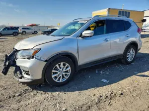 Nissan Rogue SV 2.5L 4 2017