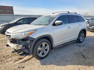 Toyota Highlander 3.5L 6 2015