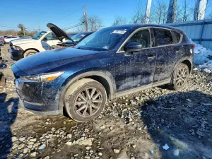 Mazda CX-5 GRAND TOURING 2.5L 4 2017