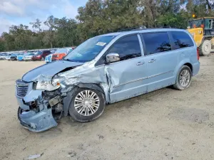 Chrysler Town & Country TOURING L 3.6L 6 2013