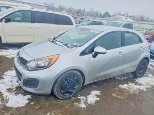 Kia Rio LX 1.6L 4 2012