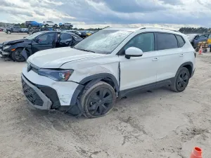 Volkswagen Taos SE 1.5L 4 2025