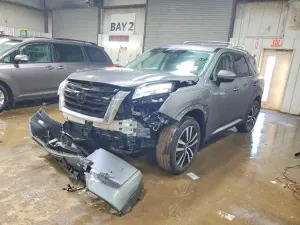 Nissan Pathfinder PLATINUM 3.5L 6 2025