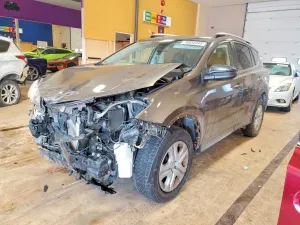 Toyota Rav4 LE 2.5L 4 2015