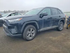 Toyota Rav4 XLE 2.5L 4 2024