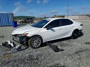 Toyota Camry LE 2.5L 4 2023
