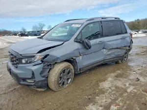 Honda Passport TRAIL SPORT 3.5L 6 2025