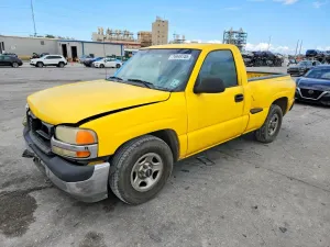 GMC Sierra C1500 4.8L 8 2002