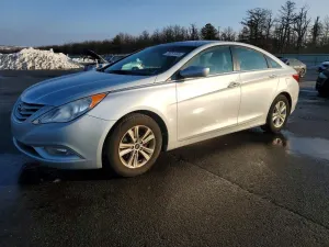 Hyundai Sonata GLS 2.4L 4 2013