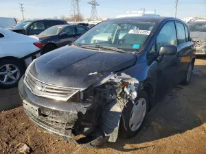 Nissan Versa S 1.8L 4 2010