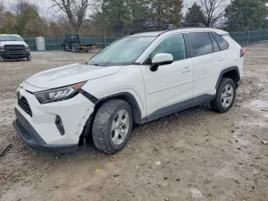 Toyota Rav4 XLE 2.5L 4 2019