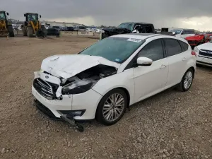 Ford Focus TITANIUM 2.0L 4 2015