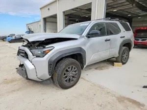 Toyota 4Runner SR5 2.4L 4 2025