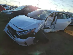 Nissan Sentra S 2.0L 4 2025
