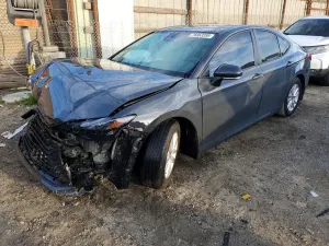 Toyota Camry XSE 2.5L 4 2025