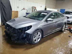 Hyundai Sonata LIMITED 2.4L 4 2019