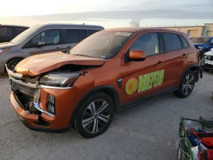 Mitsubishi Outlander ES 2.0L 4 2020