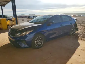 Kia Cerato / Forte / K3 LX 2.0L 4 2023