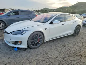 Tesla Model S 2017