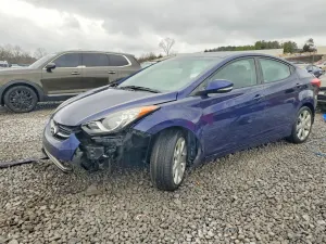 Hyundai Elantra GLS 1.8L 4 2013