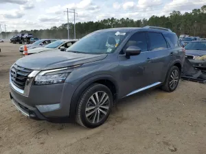 Nissan Pathfinder PLATINUM 3.5L 6 2024