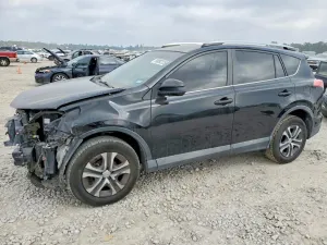 Toyota Rav4 LE 2.5L 4 2016