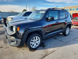 Jeep Renegade LATITUDE 2.4L 4 2017