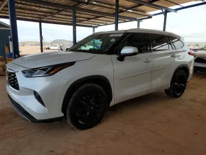 Toyota Highlander L 2.4L 4 2023