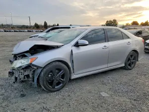 Toyota Camry BASE 2.5L 4 2012