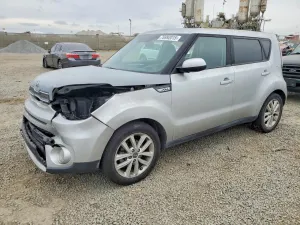 Kia Soul + 2.0L 4 2017