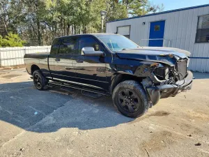 RAM 3500 SLT 6.7L 6 2016