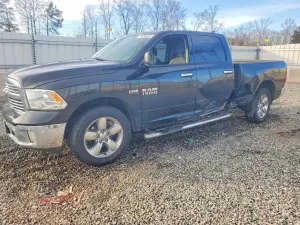 RAM 1500 SLT 5.7L 8 2018