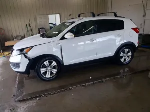 Kia Sportage LX 2.4L 4 2011