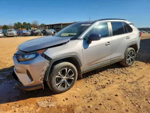 Toyota Rav4 LE 2.5L 4 2019