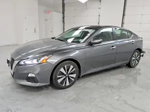 Nissan Altima 2.5L 4 2021