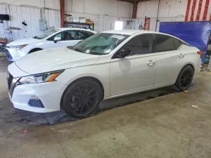 Nissan Altima 2.5L 4 2019
