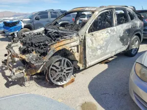 Porsche Cayenne 3.6L 6 2016