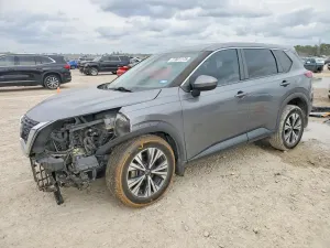 Nissan Rogue SV 1.5L 3 2022