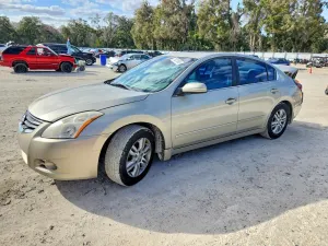 Nissan Altima BASE 2.5L 4 2010