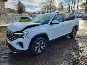 Volkswagen Atlas SE 2.0L 4 2025