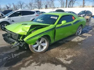 Dodge Challenger 5.7L 8 2015