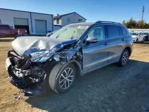 Volkswagen Tiguan SE 2.0L 4 2019