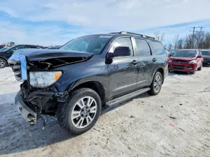 Toyota Sequoia SR5 5.7L 8 2013