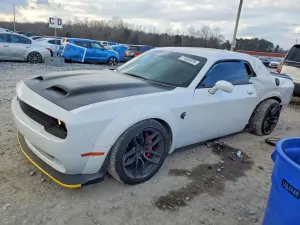 Dodge Challenger SRT HELLCAT 6.2L 8 2023