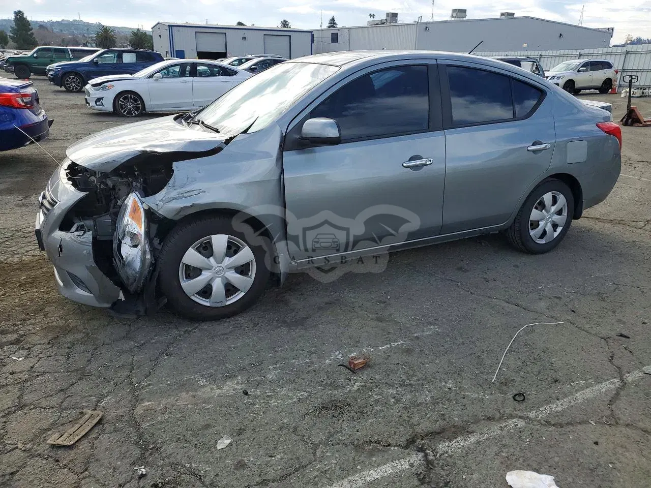 Nissan Versa S 1.6L 4 2013