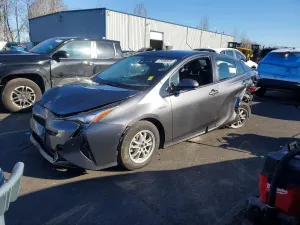 Toyota Prius 1.8L 4 2017